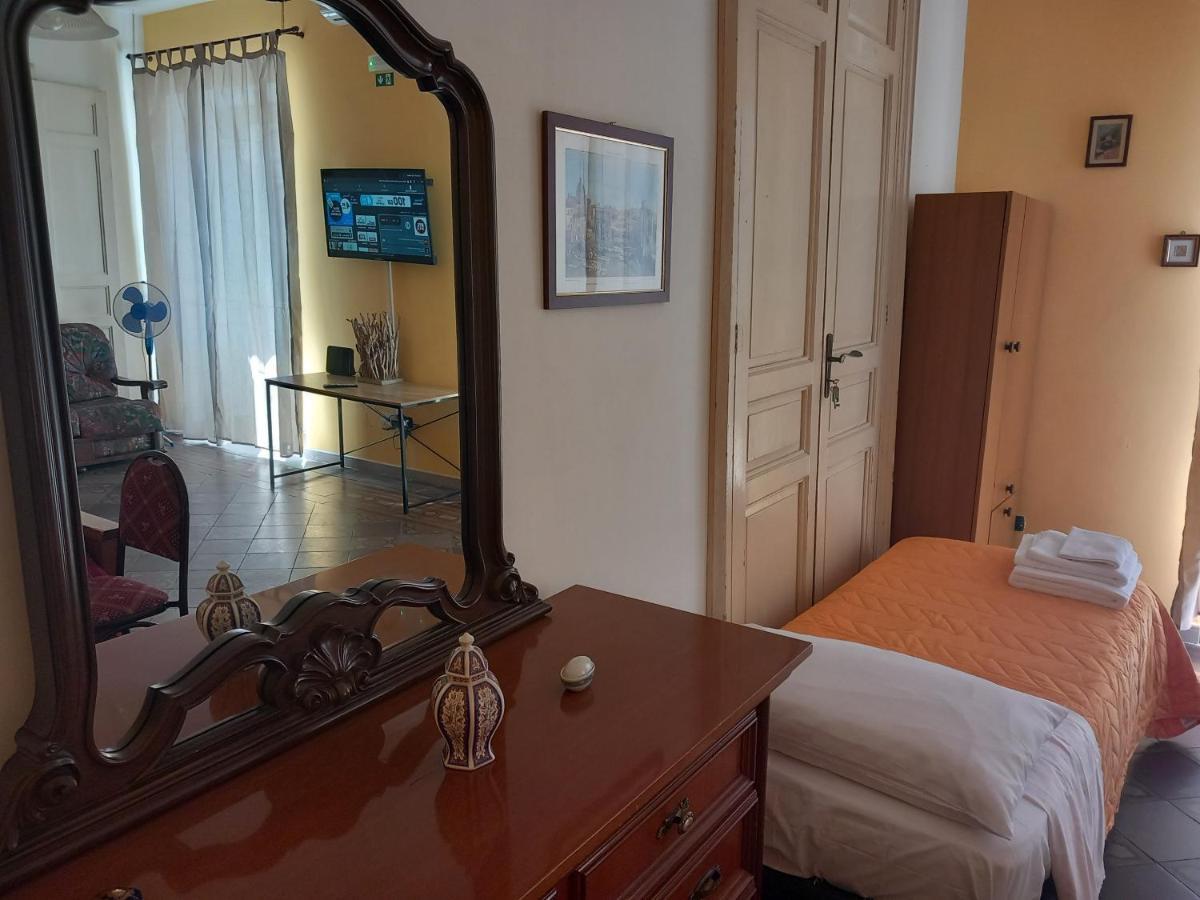 B&B Donna Elvira Siderno Exteriör bild